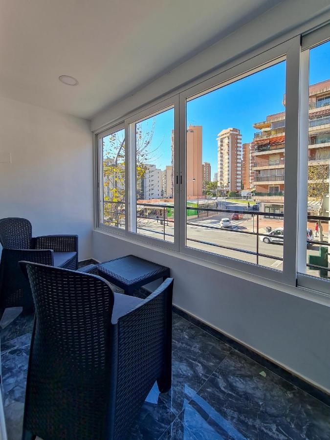 Modern Apartment Right In The Heart Of 貝尼多姆 外观 照片