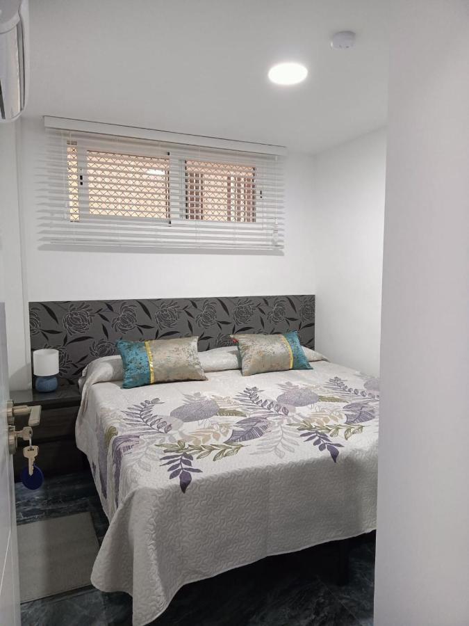 Modern Apartment Right In The Heart Of 貝尼多姆 外观 照片